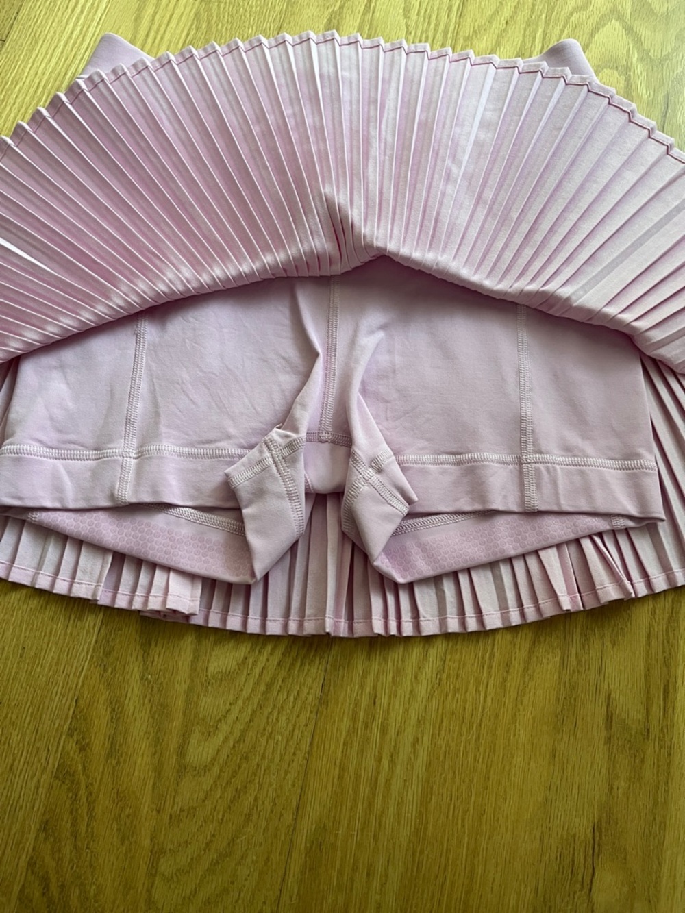 lululemon athletica Light Pink Pleated Skater Skirt - Picture 2 of 10